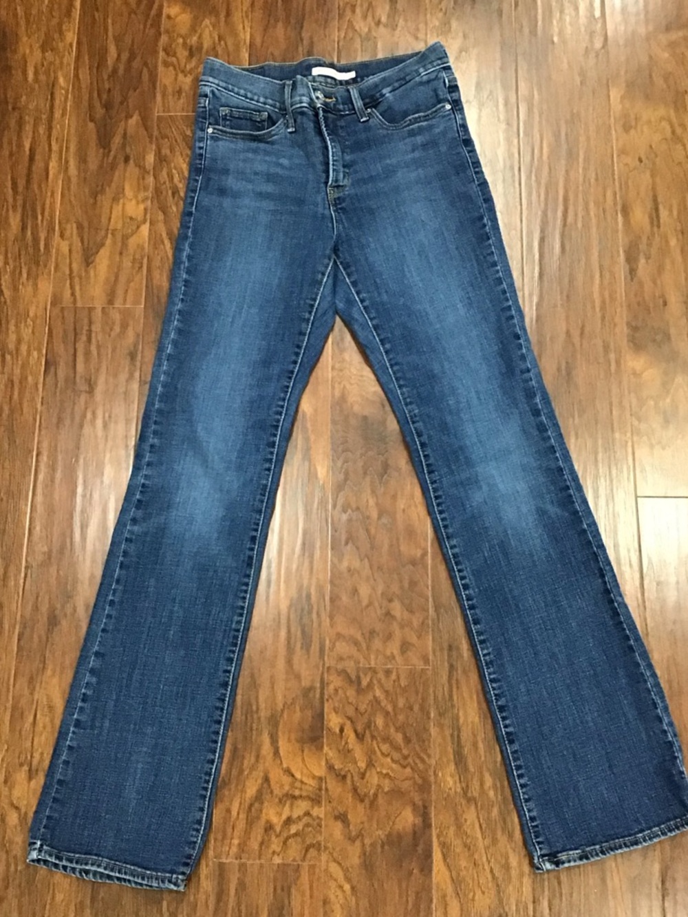 Levi's 315 Shaping Bootcut Jeans - Picture 2 of 5